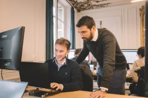Expert Minds — newsroom feature visual